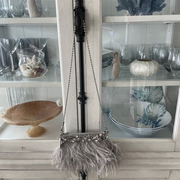 COACH POPPY OSTRICH FEATHER CLUTCH SPECIAL EDITION SILVER/GRAY #18731 PREOWNED - Picture 15 of 16